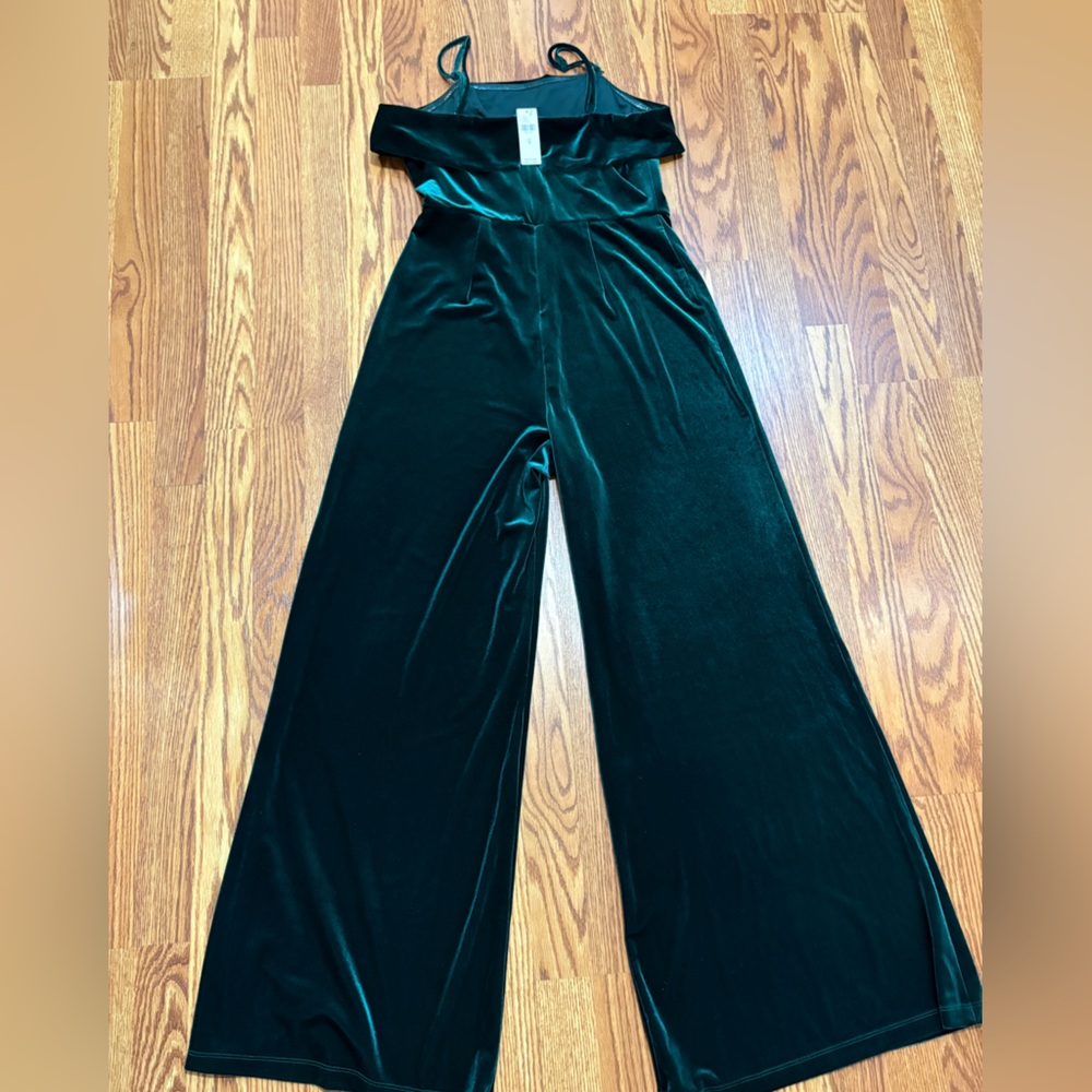 Corylynn Colter Anthropologie Emerald Green Velvet Wide Leg Jumpsuit Medium‎ - Picture 8 of 10